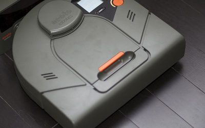 Neato XV-21: The Pet Hair Sucking Robot Vacuum